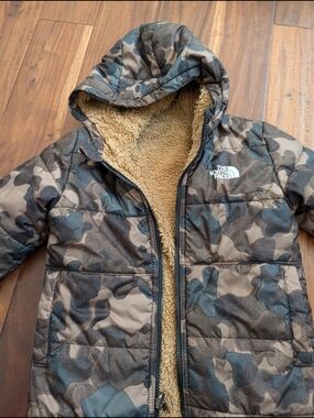 The North Face Kids Reversible Camouflage Puffer Jacket